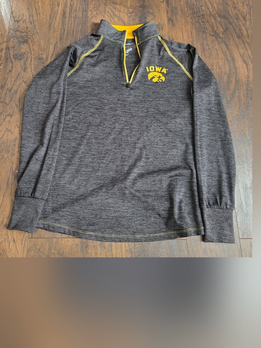 Colosseum Gray Heather Iowa Hawkeyes Long Sleeve Quarter-Zip